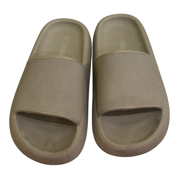 Comfortable Tan Slide Slippers for Women - Brand Cushionaire - Picture 1 of 7
